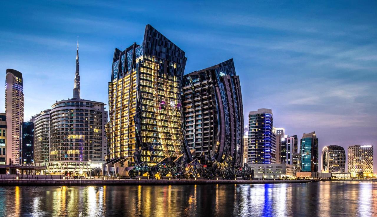 Unlock J One Downtown अपार्टमेंट